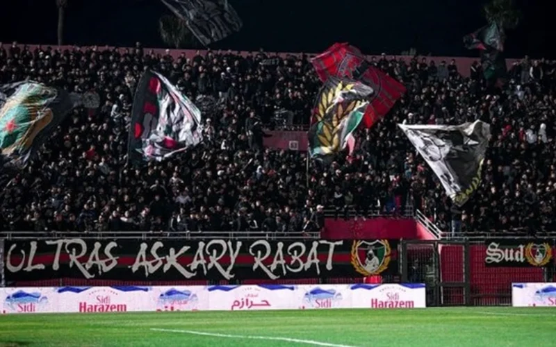 الكاف يحدد عقوبات مباراة الأهلي والجيش الملكي خلال 48 ساعة